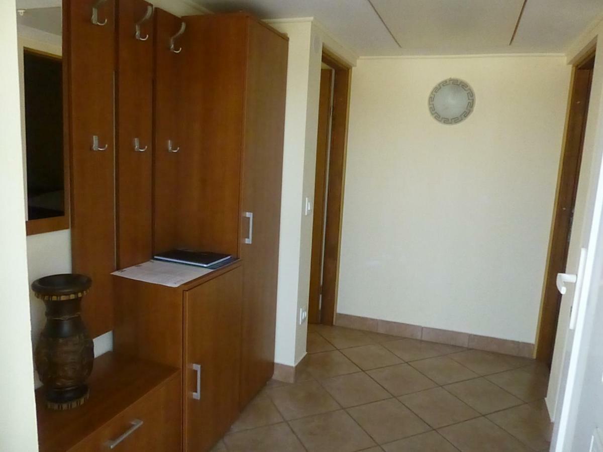 Apartments Vila Lavanda Omišalj Exterior foto